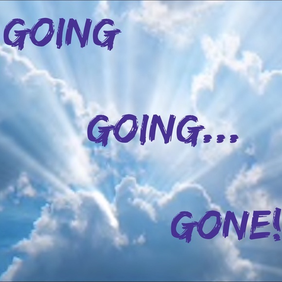 7 For All Mankind Tops - SEE SOMETHING YOU LOVE? MAKE ME AN OFFER.